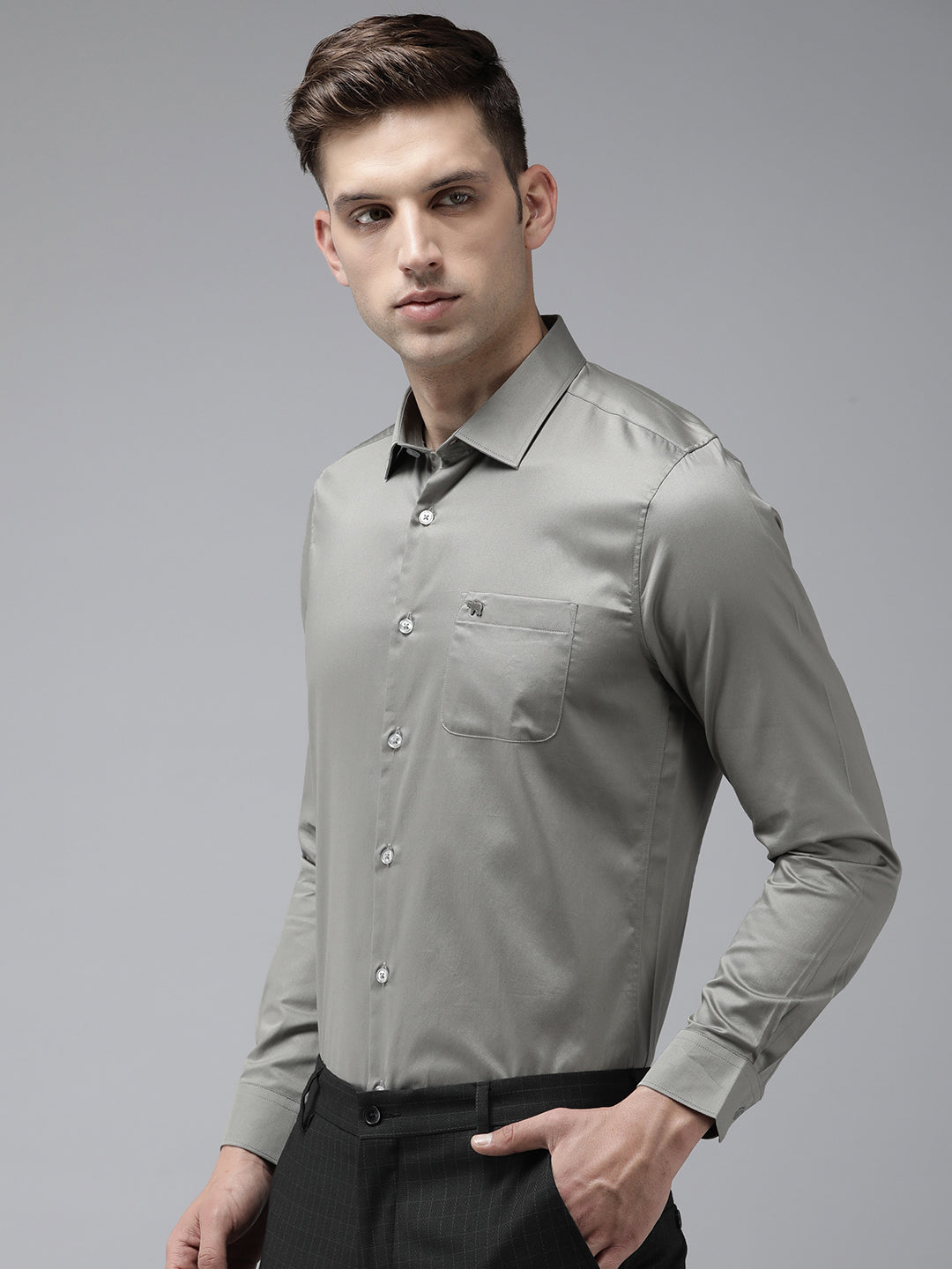 Men Grey Solid Slim Egyptian Giza Cotton Formal Shirt
