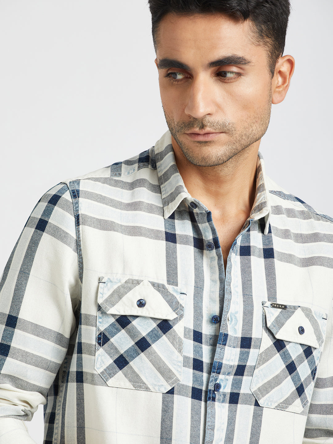 Montser - Men Blue Checked Slim Fit Cotton Casual Shirt With Flap Pocket | The Bear House