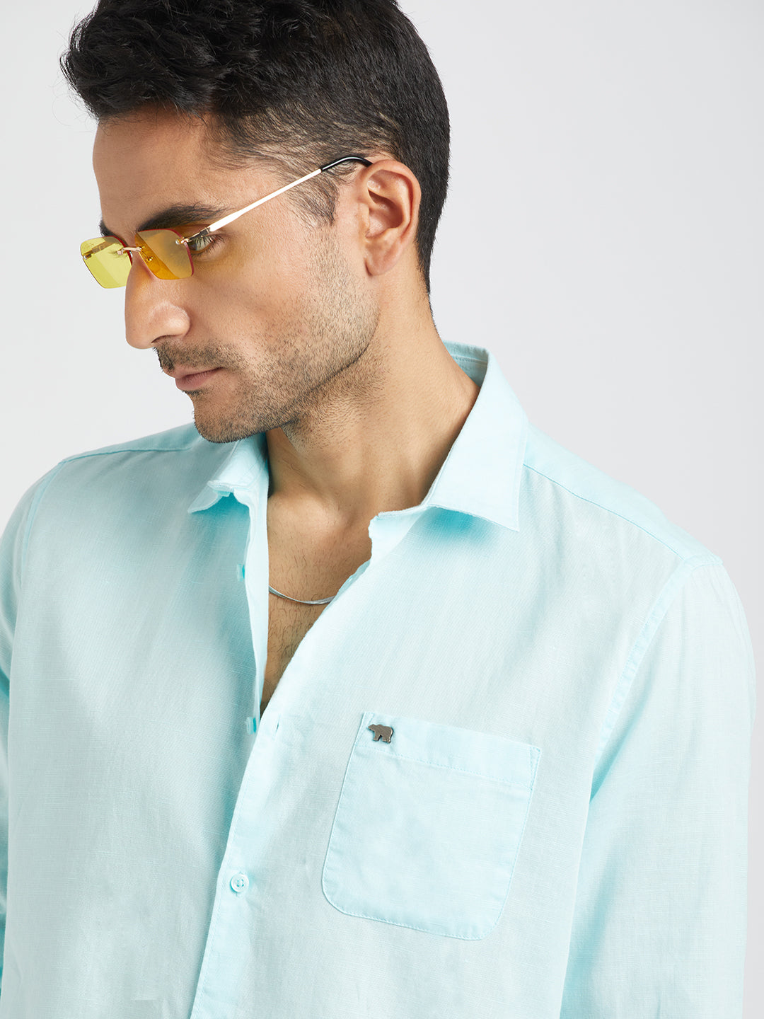 Rosin - Men Blue Solid Slim Fit Cotton Linen Casual Shirt | The Bear House