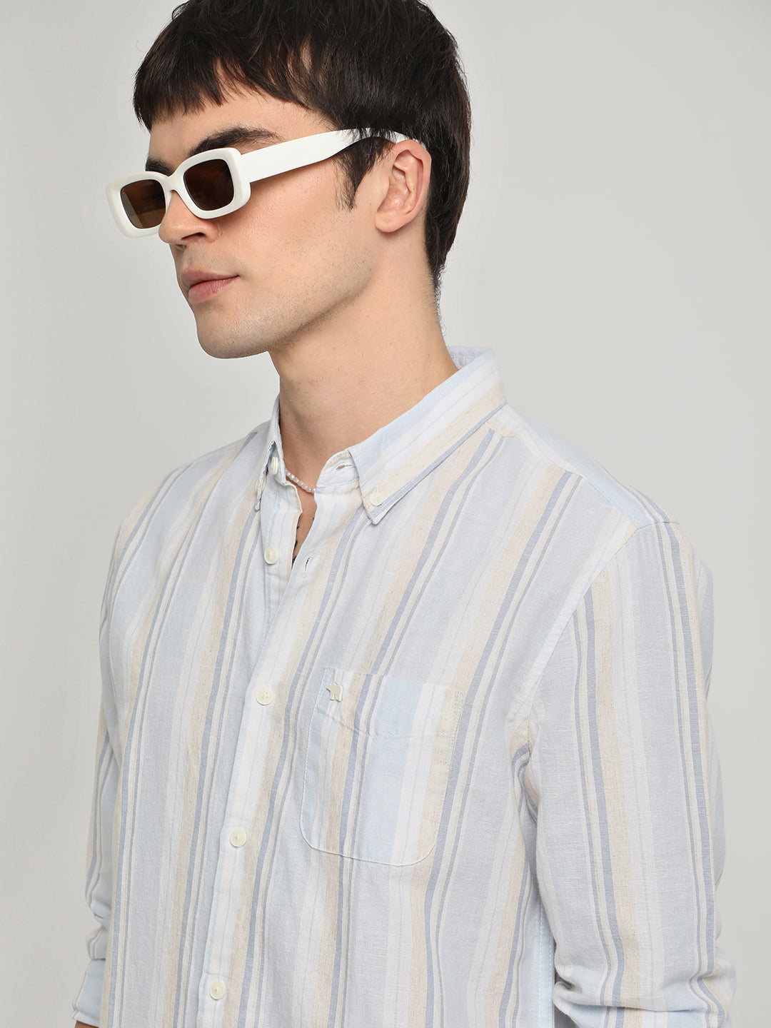 Fasci: Men's Blue Striped Slim Fit Cotton Linen Casual Shirt | The Bear House