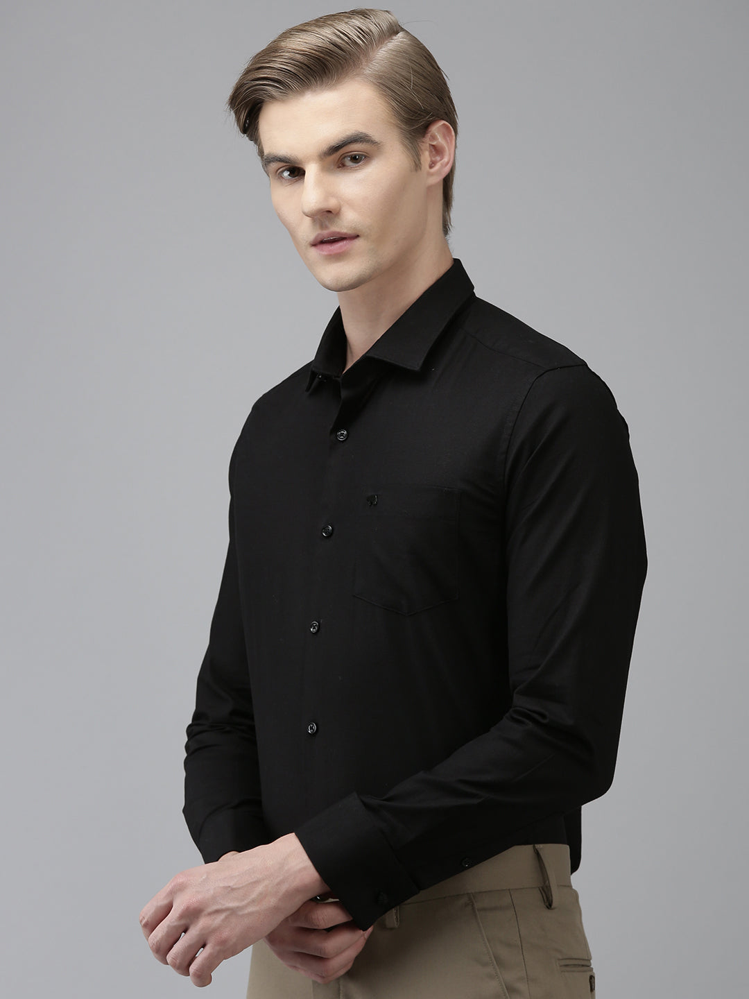 Iten - Men Black Solid Slim Fit Formal Shirt with French Cuff | The Bear House