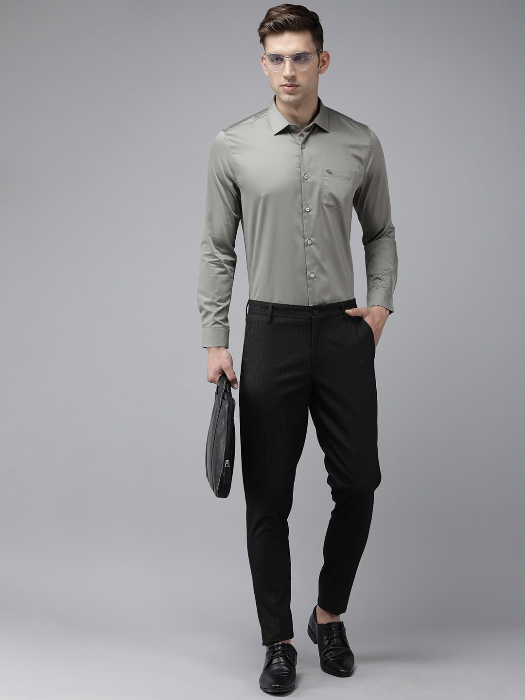 Men Grey Solid Slim Egyptian Giza Cotton Formal Shirt