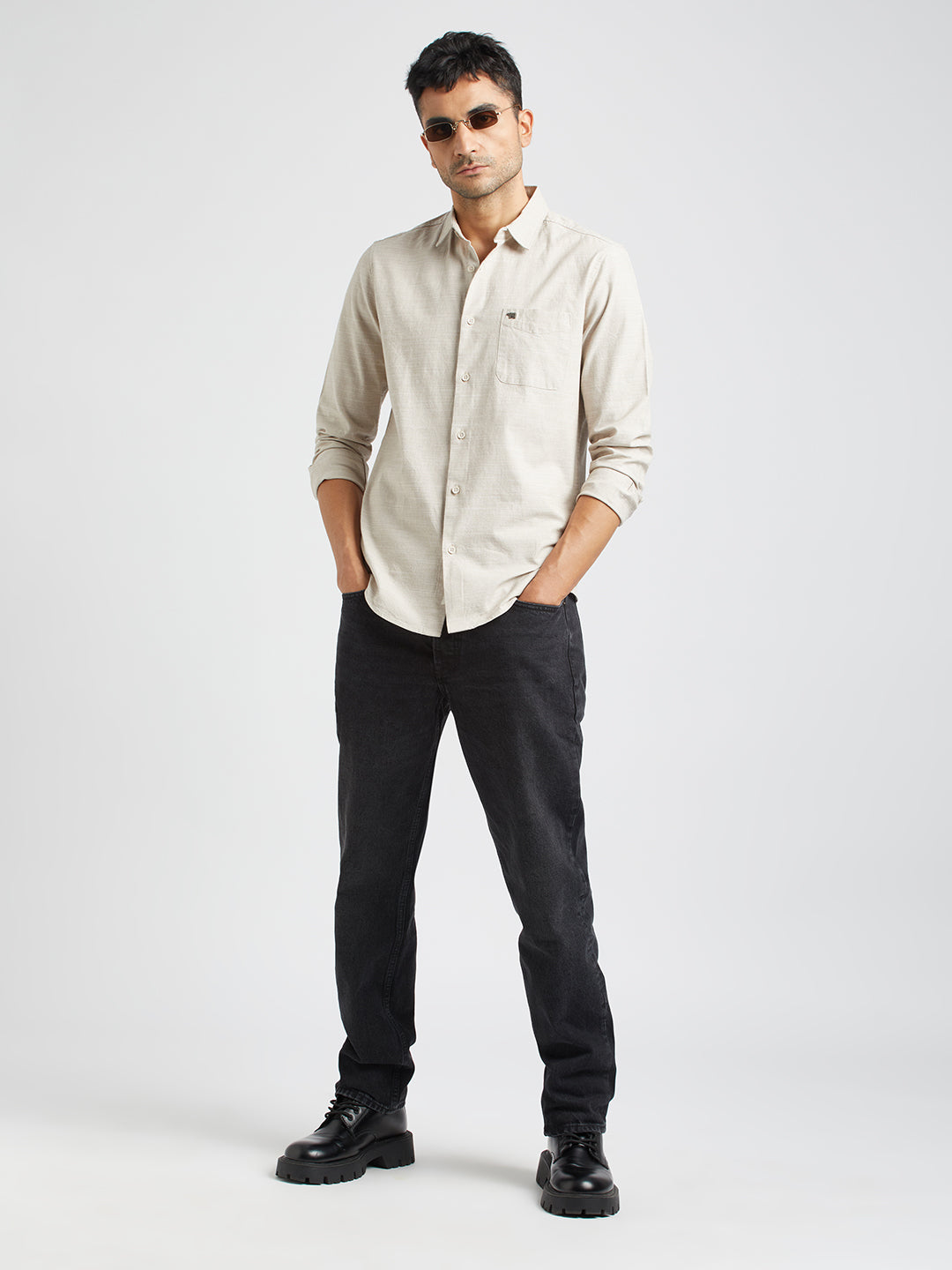 Men Beige Solid Slim Fit Cotton Casual Shirt