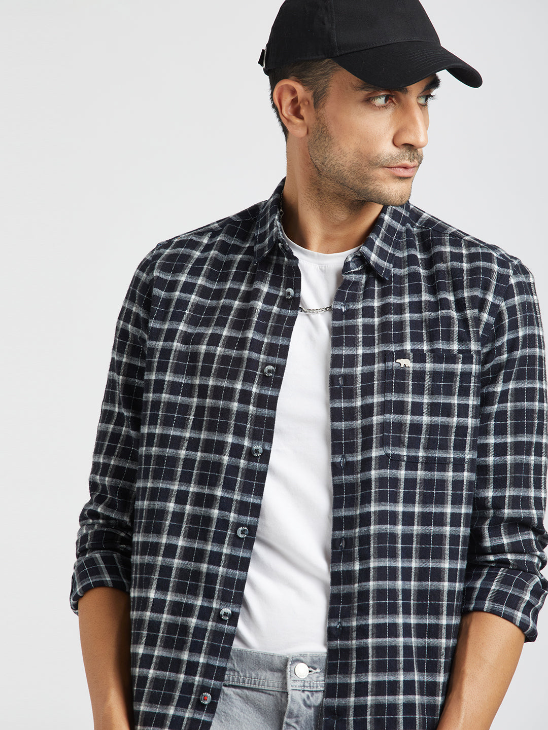 Vuo - Men Blue Checked Slim Fit Flannel Cotton Casual Shirt | The Bear House